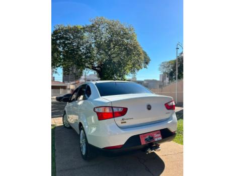 FIAT Grand Siena 1.6 16V 4P ESSENCE FLEX, Foto 3