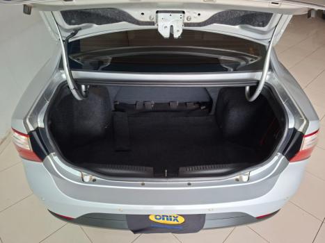 FIAT Grand Siena 1.6 16V 4P ESSENCE FLEX, Foto 11
