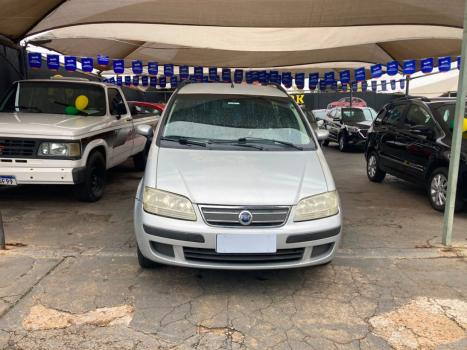 FIAT Idea 1.4 4P ELX FLEX, Foto 2