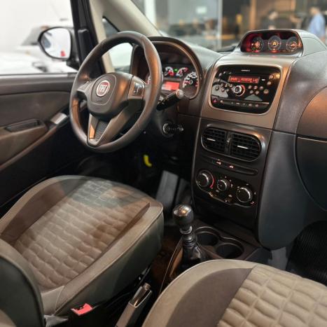 FIAT Idea 1.8 4P ADVENTURE FLEX, Foto 2