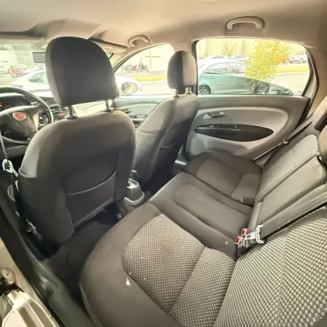 FIAT Linea 1.8 16V 4P FLEX ESSENCE DUALOGIC AUTOMATIZADO, Foto 10