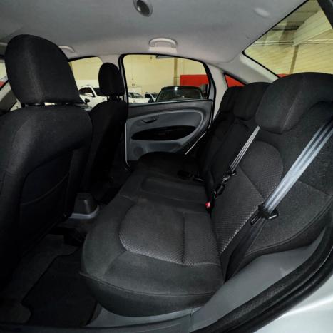 FIAT Linea 1.8 16V 4P FLEX ESSENCE, Foto 9