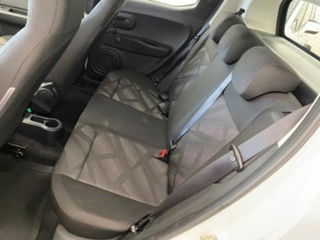 FIAT Mobi 1.0 4P FLEX EVO LIKE, Foto 7 FIAT Mobi 1.0 4P FLEX EVO LIKE, Foto 7