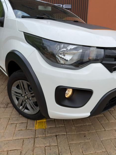 FIAT Mobi 1.0 4P FLEX EVO TREKKING, Foto 2