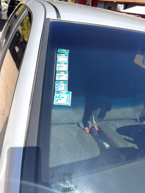 FIAT Palio 1.8 4P FLEX ELX DUALOGIC AUTOMATIZADO, Foto 6 FIAT Palio 1.8 4P FLEX ELX DUALOGIC AUTOMATIZADO, Foto 6