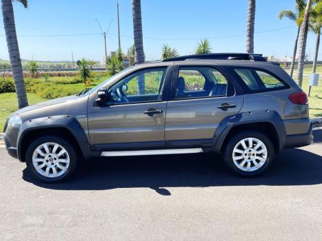 FIAT Palio Weekend 1.8 16V 4P FLEX ADVENTURE DUALOGIC AUTOMATIZADO, Foto 4