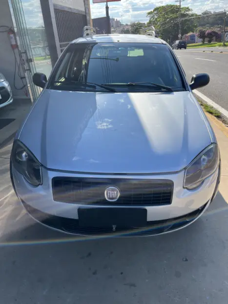 FIAT Palio Weekend 1.6 16V 4P FLEX TREKKING, Foto 2