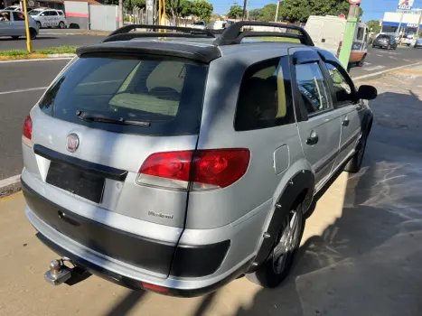 FIAT Palio Weekend 1.6 16V 4P FLEX TREKKING, Foto 4