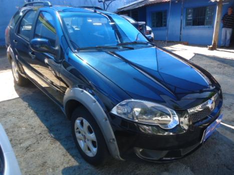 FIAT Palio Weekend 1.6 16V 4P FLEX TREKKING, Foto 2