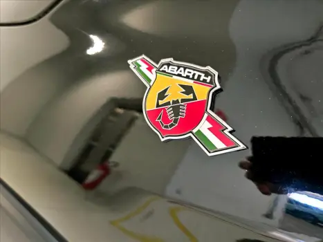 FIAT Pulse 1.3 16V 4P FLEX TURBO 270 ABARTH AT6 AUTOM�TICO, Foto 7