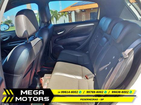 FIAT Punto 1.4 16V 4P T-JET TURBO, Foto 10 FIAT Punto 1.4 16V 4P T-JET TURBO, Foto 10