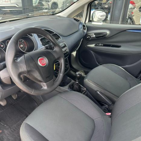 FIAT Punto 1.4 4P ATTRACTIVE FLEX, Foto 9 FIAT Punto 1.4 4P ATTRACTIVE FLEX, Foto 9