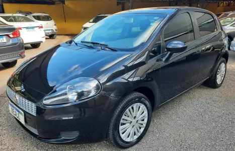 FIAT Punto 1.4 4P ATTRACTIVE FLEX, Foto 1 FIAT Punto 1.4 4P ATTRACTIVE FLEX, Foto 1