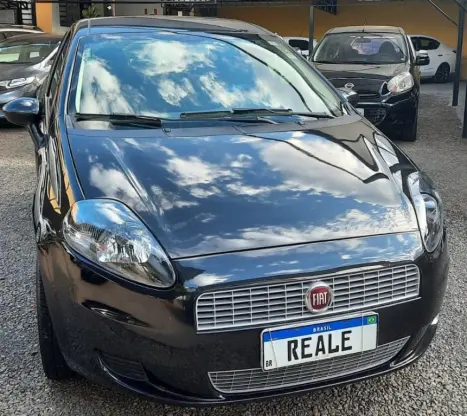 FIAT Punto 1.4 4P ATTRACTIVE FLEX, Foto 3 FIAT Punto 1.4 4P ATTRACTIVE FLEX, Foto 3