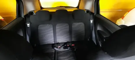 FIAT Punto 1.4 4P ATTRACTIVE FLEX, Foto 8 FIAT Punto 1.4 4P ATTRACTIVE FLEX, Foto 8