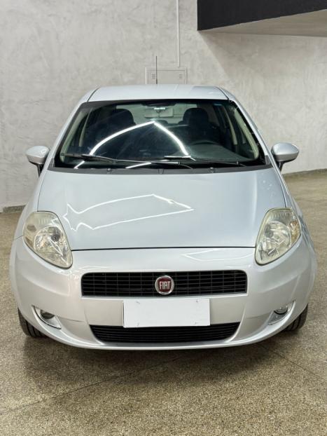 FIAT Punto 1.4 4P ATTRACTIVE FLEX, Foto 10 FIAT Punto 1.4 4P ATTRACTIVE FLEX, Foto 10