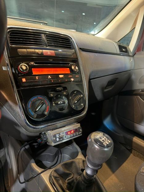 FIAT Punto 1.4 4P ELX FLEX, Foto 12