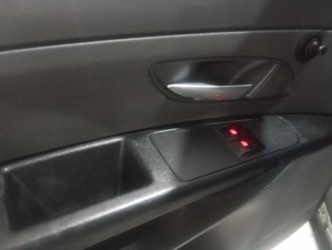 FIAT Punto 1.4 4P ELX FLEX, Foto 4