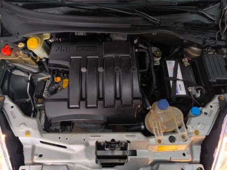 FIAT Punto 1.4 4P ELX FLEX, Foto 4