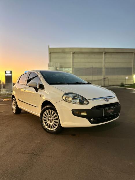 FIAT Punto 1.4 4P FLEX ATTRACTIVE ITALIA, Foto 1