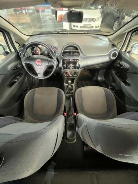 FIAT Punto 1.4 4P FLEX ATTRACTIVE ITALIA, Foto 15
