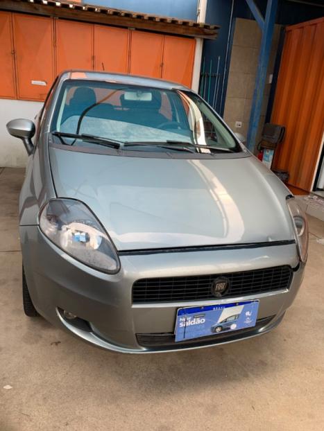 FIAT Punto 1.4 4P FLEX ATTRACTIVE ITALIA, Foto 3