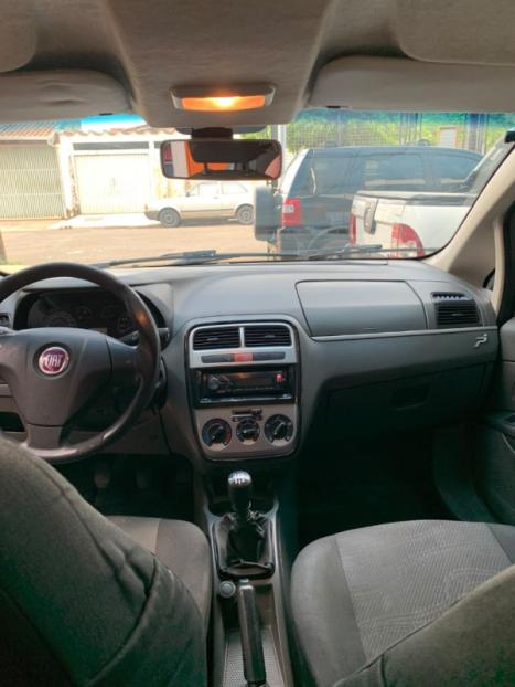 FIAT Punto 1.4 4P FLEX ATTRACTIVE ITALIA, Foto 5