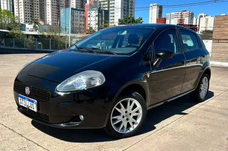FIAT Punto 1.4 4P FLEX ATTRACTIVE ITALIA, Foto 1