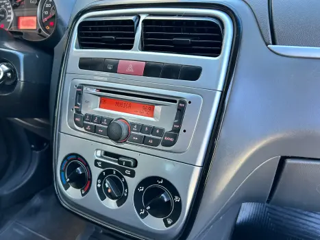 FIAT Punto 1.4 4P FLEX ATTRACTIVE ITALIA, Foto 14