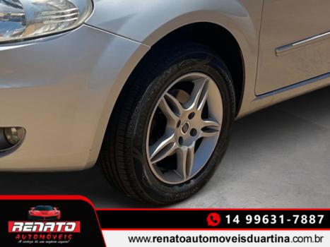 FIAT Punto 1.4 FLEX 4P, Foto 8