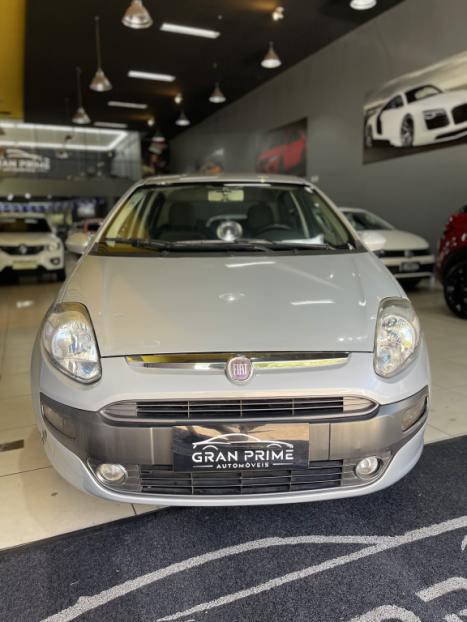 FIAT Punto 1.6 16V 4P FLEX ESSENCE DUALOGIC AUTOMATIZADO, Foto 2