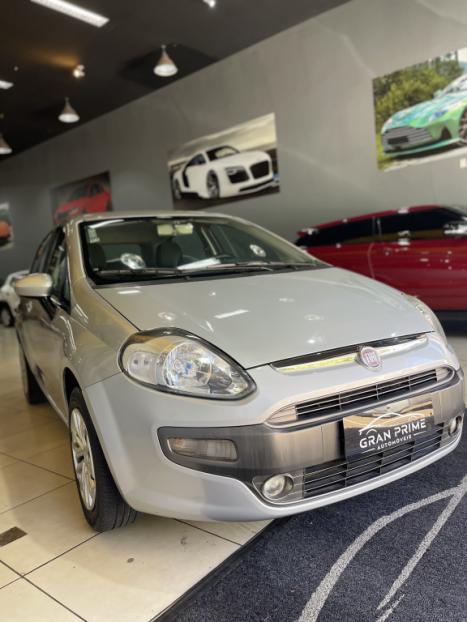FIAT Punto 1.6 16V 4P FLEX ESSENCE DUALOGIC AUTOMATIZADO, Foto 3