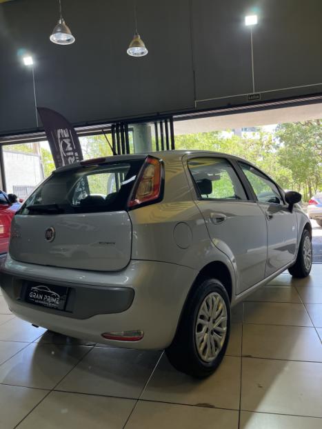 FIAT Punto 1.6 16V 4P FLEX ESSENCE DUALOGIC AUTOMATIZADO, Foto 4