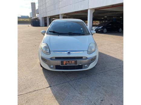 FIAT Punto 1.6 16V 4P FLEX ESSENCE DUALOGIC AUTOMATIZADO, Foto 2