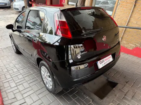FIAT Punto 1.8 4P HLX FLEX, Foto 5 FIAT Punto 1.8 4P HLX FLEX, Foto 5