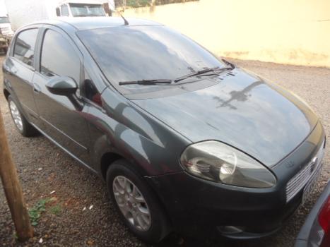 FIAT Punto 1.8 4P HLX FLEX, Foto 2