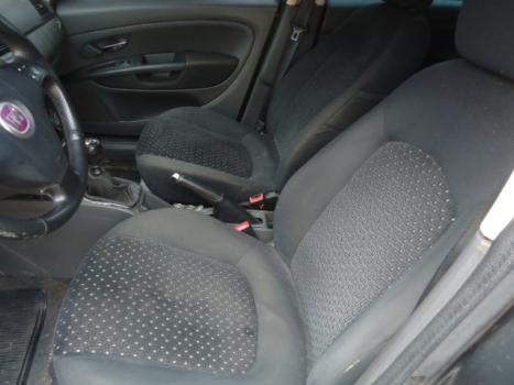 FIAT Punto 1.8 4P HLX FLEX, Foto 3