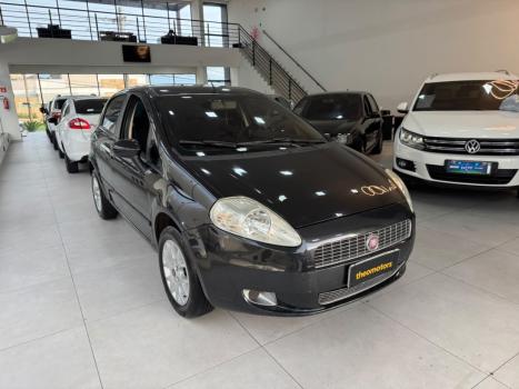 FIAT Punto 1.8 4P HLX FLEX, Foto 3
