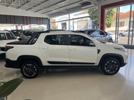 FIAT Strada 1.0 12V TURBO 200 FLEX ULTRA CABINE DUPLA AUTOM�TICO CVT, Foto 3