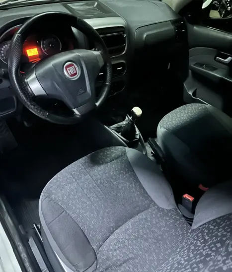 FIAT Strada 1.6 16V FLEX TREKING E.TORQ CABINE SIMPLES, Foto 7