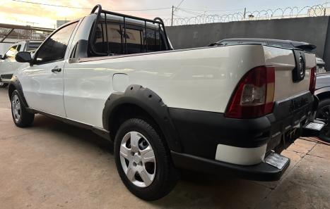 FIAT Strada 1.6 16V FLEX TREKING E.TORQ CABINE SIMPLES, Foto 3