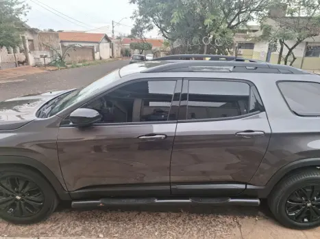 FIAT Toro 1.3 16V 4P FLEX 270 TURBO VOLCANO AUTOMTICO, Foto 3