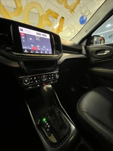 FIAT Toro 1.3 16V 4P FLEX 270 TURBO VOLCANO AUTOMÁTICO, Foto 10 FIAT Toro 1.3 16V 4P FLEX 270 TURBO VOLCANO AUTOMÁTICO, Foto 10