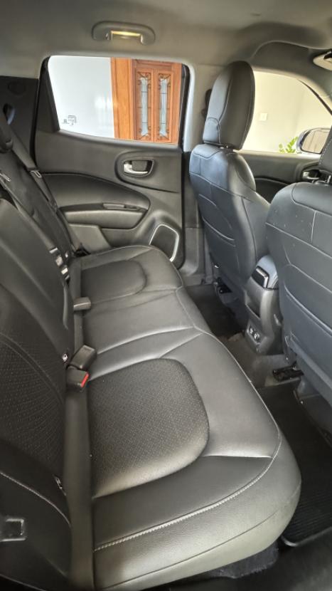 FIAT Toro 1.3 16V 4P FLEX 270 TURBO VOLCANO AUTOMÁTICO, Foto 2