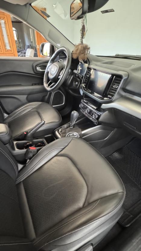 FIAT Toro 1.3 16V 4P FLEX 270 TURBO VOLCANO AUTOMÁTICO, Foto 3