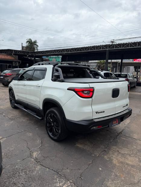 FIAT Toro 1.3 16V 4P FLEX 270 TURBO VOLCANO AUTOMÁTICO, Foto 6