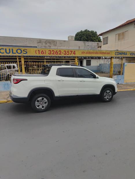 FIAT Toro 1.8 16V 4P FLEX FREEDOM AUTOM�TICO, Foto 4