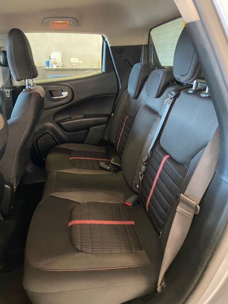 FIAT Toro 1.8 16V 4P FLEX FREEDOM AUTOM�TICO, Foto 9