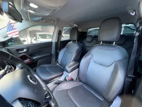 FIAT Toro 1.8 16V 4P FLEX FREEDOM AUTOM�TICO, Foto 8