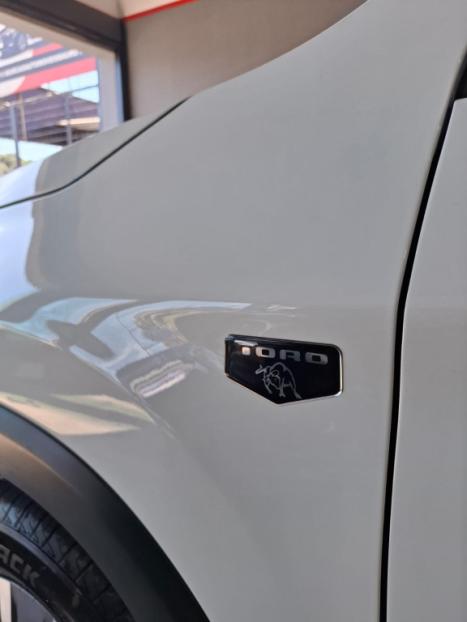 FIAT Toro 1.8 16V 4P FLEX FREEDOM AUTOM�TICO, Foto 4